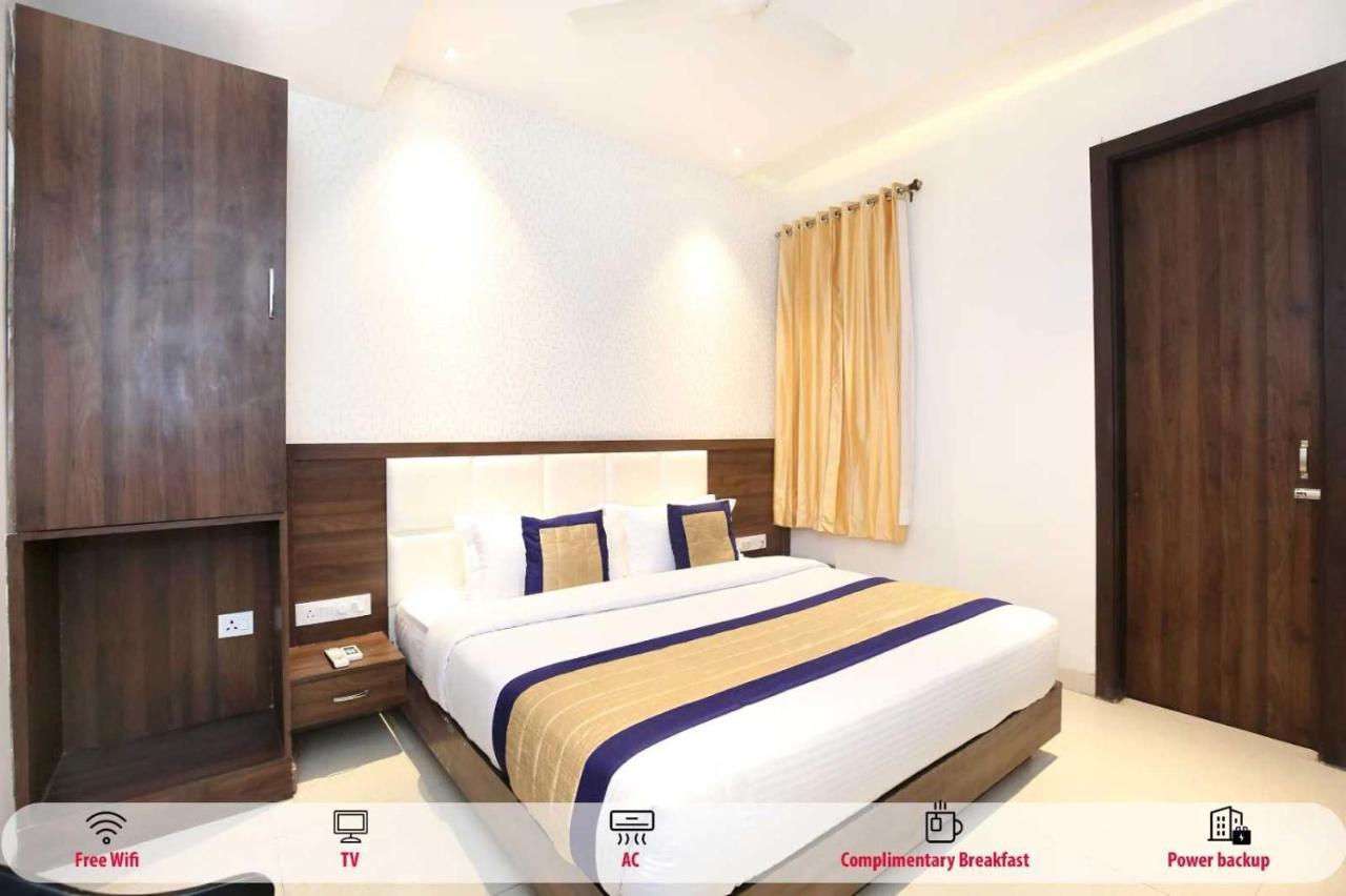 Hotel O Grand Star Amritsar Exteriör bild